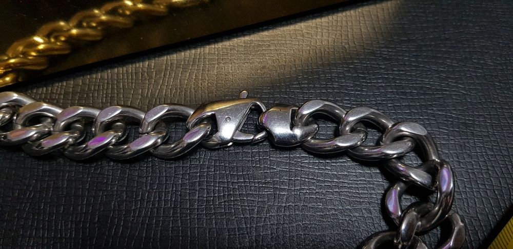 Colar muito largo aço