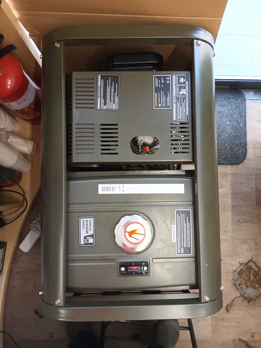 Майже новий, генератор Compass 5,5 кВт / 6 кВт 230 В 6GF-ME-F3 дизель