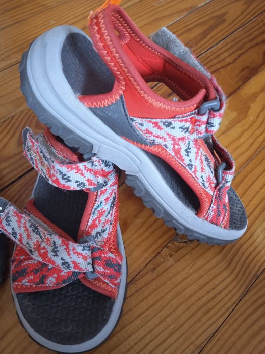 Дитячі босоніжки фірми Decathlon Quechua