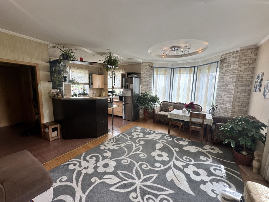 Продаж будинок Ж/М Перемога між Ж/М Сокіл