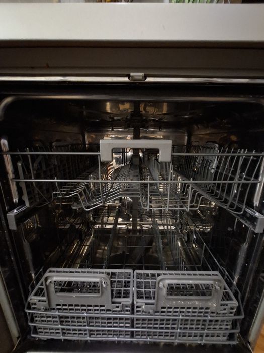 Посудомийка Whirlpool