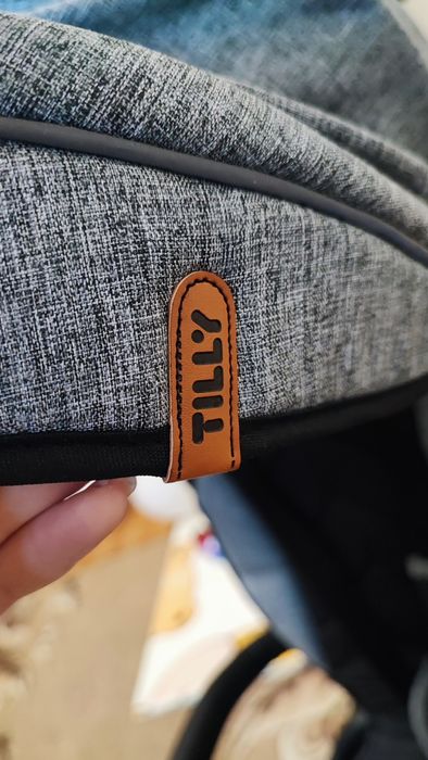СРЛЧНО. Триколісний велисипед з батьківською ручкою TILLY FLIP T-390