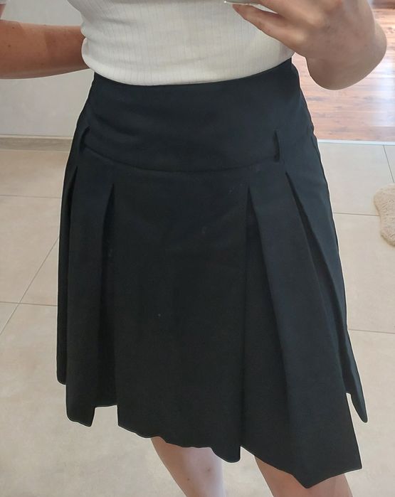 Spódnica czarna z Zara Basic