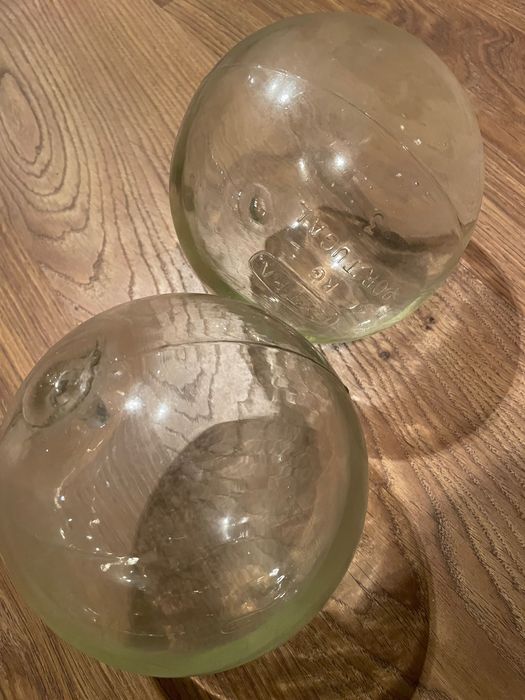 Bóias antigas de vidro