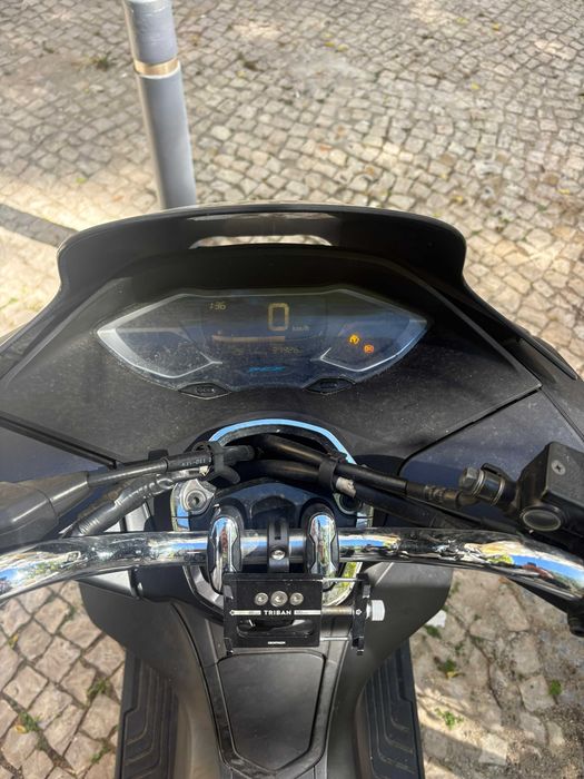 125 CCM Honda PCX Scooter