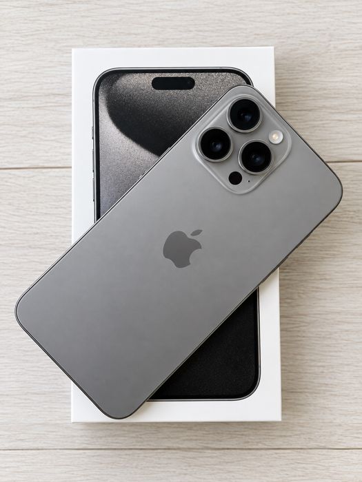 iPhone 15 Pro Max 256 Natural Titanium как новый
