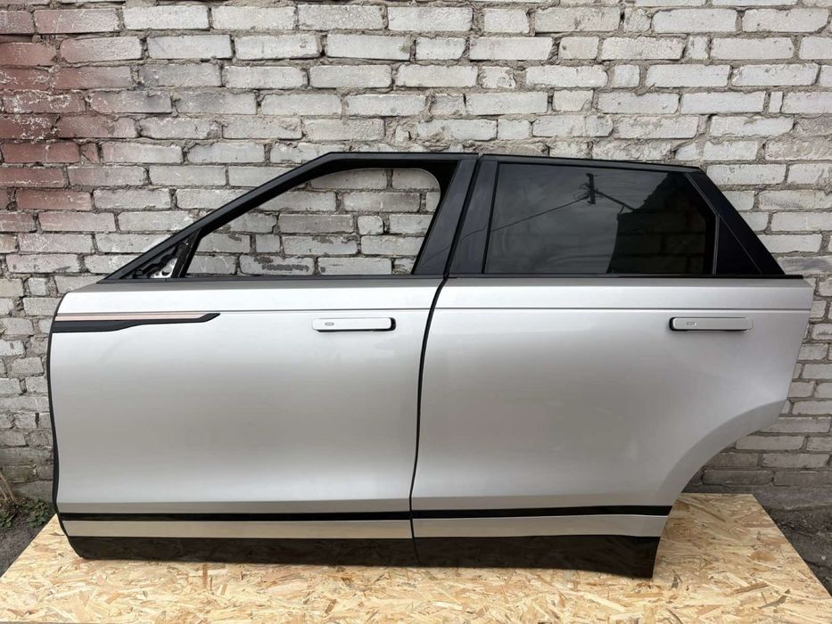 Двері VELAR Дверка Range Rover L560 Розборка Велар