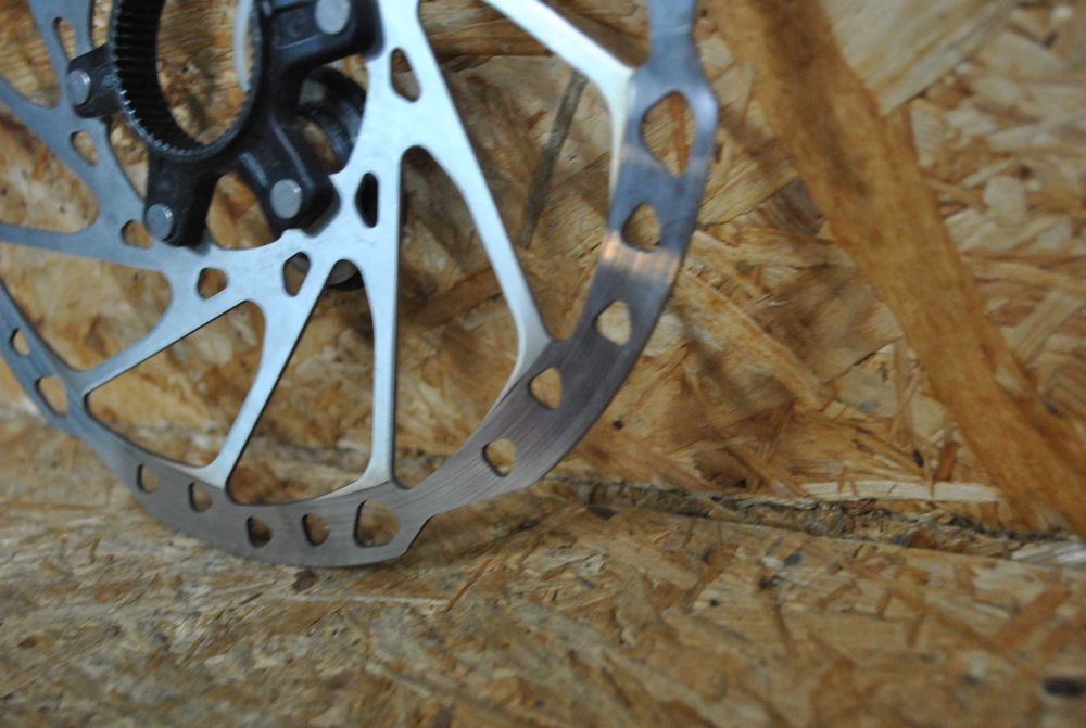 Shimano Deore tarcza hamulcowa SM-RT64 180mm