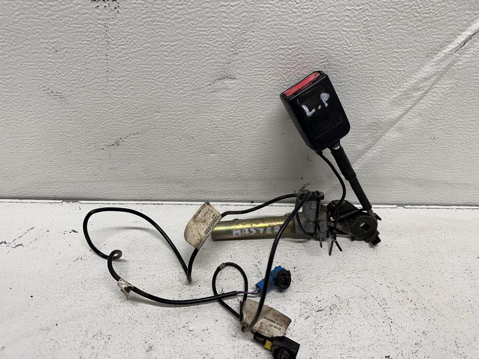 Napinacz Pasa Lewy Przód Renault Master II 98-10r