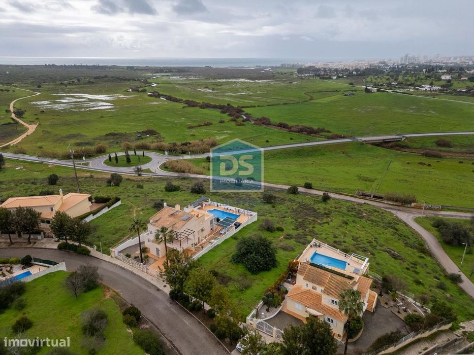 Lote de Terreno T3 Venda em Alcantarilha e Pêra,Silves