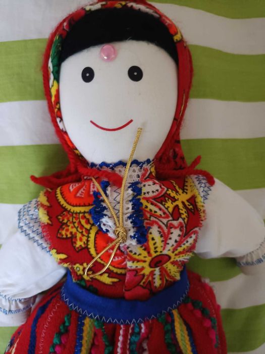 Boneca em trapo, vestida à Vianeza