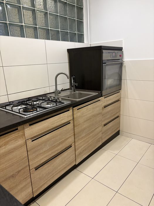 Meble kuchenne w kształcie litery L