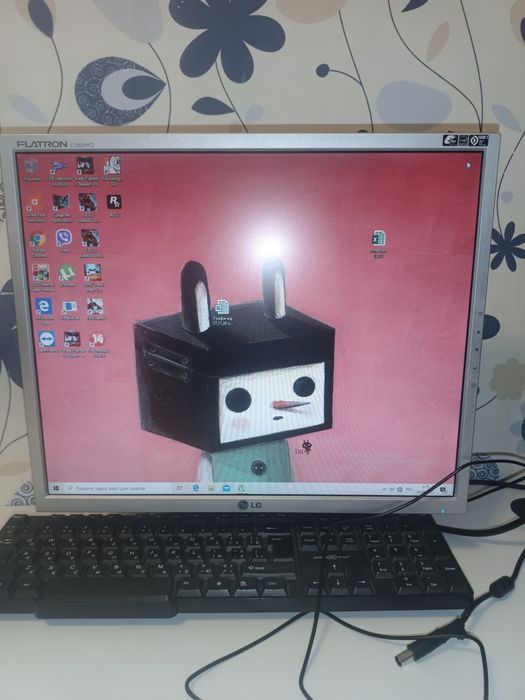 Комп'ютер повністю робочий у зборі