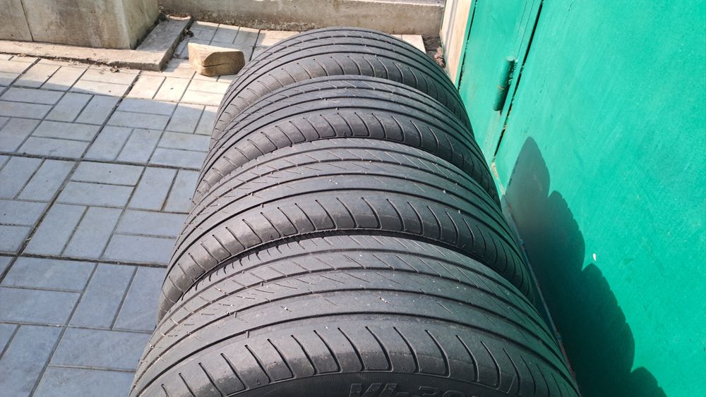 Диски Mazda 3  R16 5x114.3 з шинами