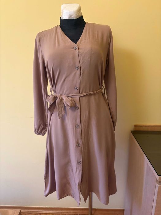 Sukienka midi elegancka