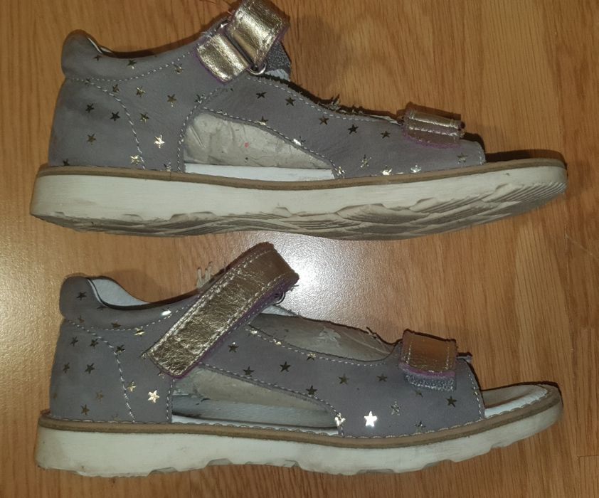 Sandały Mido Noster rozm. 34 gwiazdki