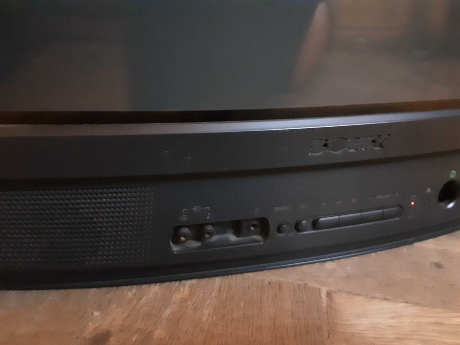 Телевизор цветной SONY TRINITRON KV G21M2 рабочий