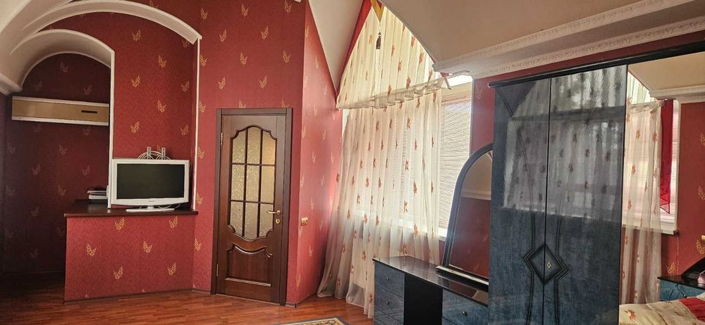 Продам 2 дома на участке в районе Новых домов Павленки