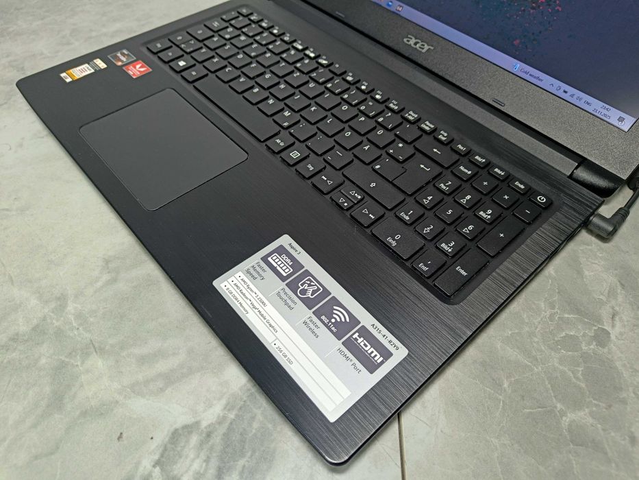 ІГРОВИЙ Ноут 15.6 ACER A315-41 Ryzen 5 2500U VEGA 8 DDR4 8GB SSD 256GB