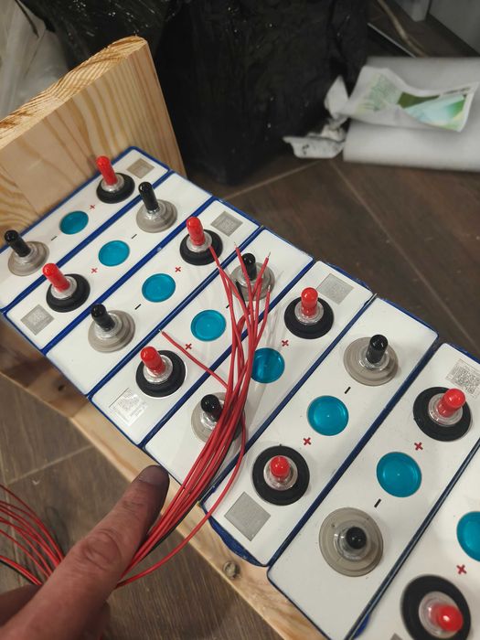 Акумулятор LiFePo4 12/24V EVE 105/210Ah 2688Wh