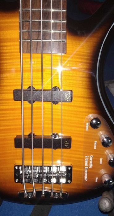 Baixo Warwick rockbass classic V