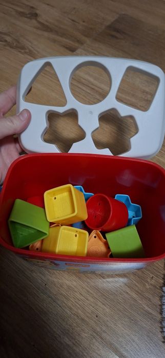 Sorter Fisher price dziecko zabawka niemowlę kształty komplet