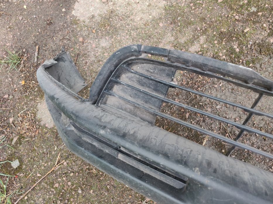 Губа переднього бамперу Toyota Highlander 14-16