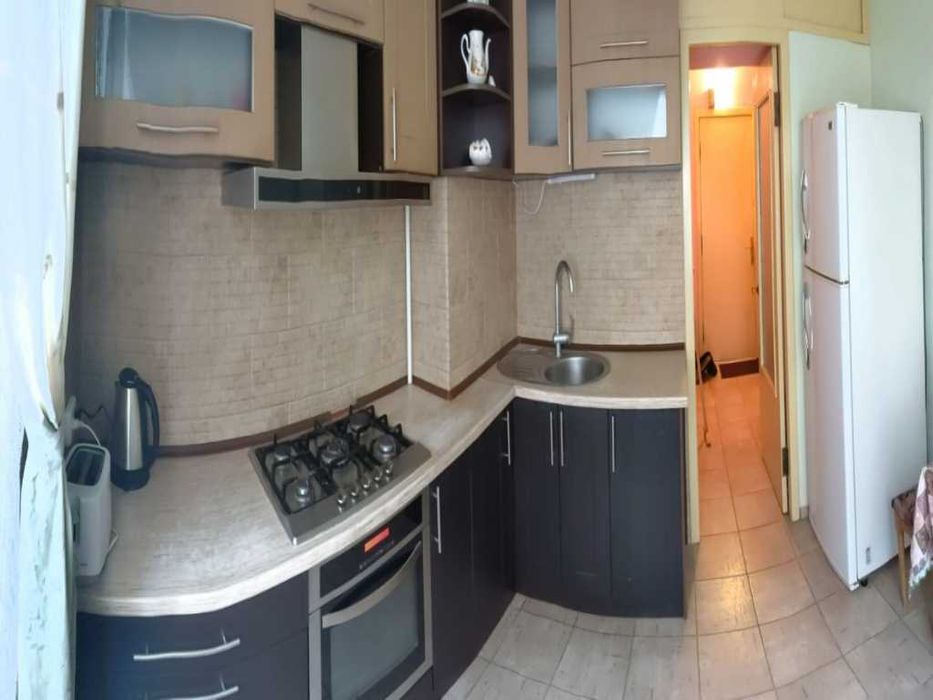 Продам квартиру на садах-1