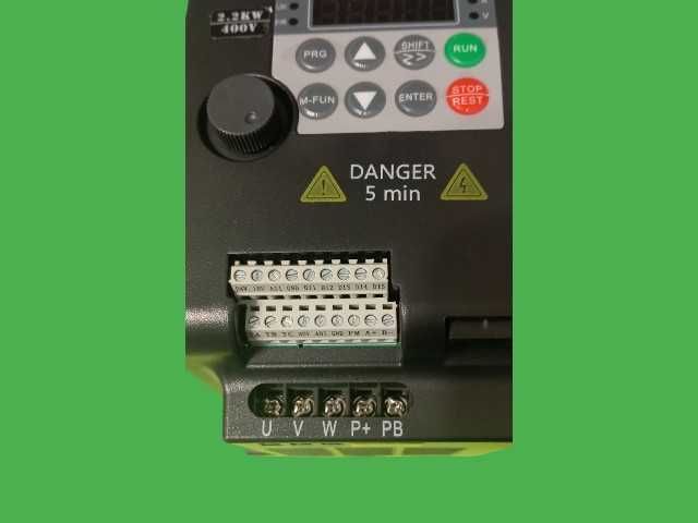 Частотний перетворювач 2.2 кВт 380-380