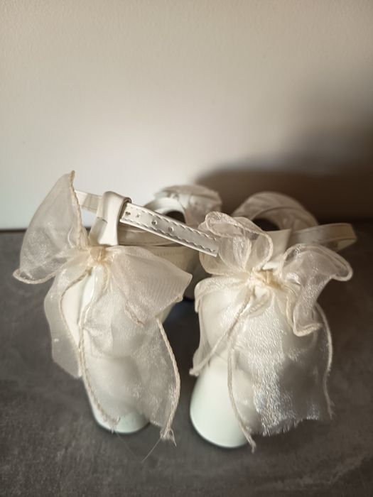 Saltos Altos Creme Coquette