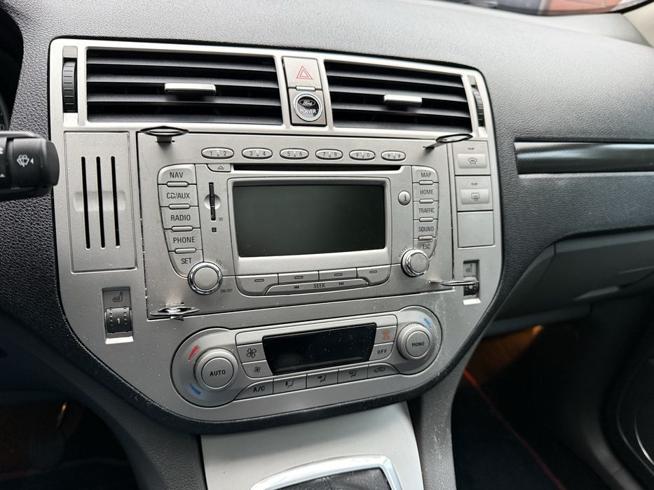 Radio nawigacja  Ford Kuga mk1 + KOD + karta SD z mapą