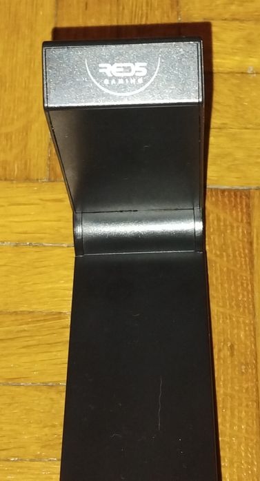 Stojak na słuchawki - google