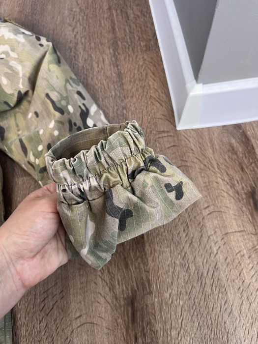 Продам куртку мультикам б/у