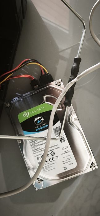 Sistema NVR Wi-Fi com 4 câmara 1 monitor 1 disco de 1 TB
