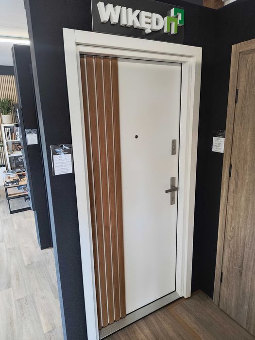 Drzwi Wikęd Iron klatkowe 80 prawe RC2 38dB . Wyprzedaż ekspozycji