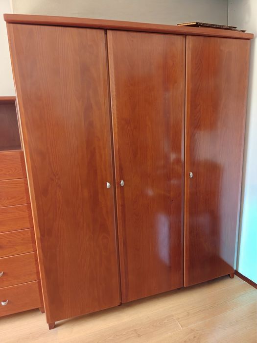 Mobília de quarto solteiro - Cerejeira
