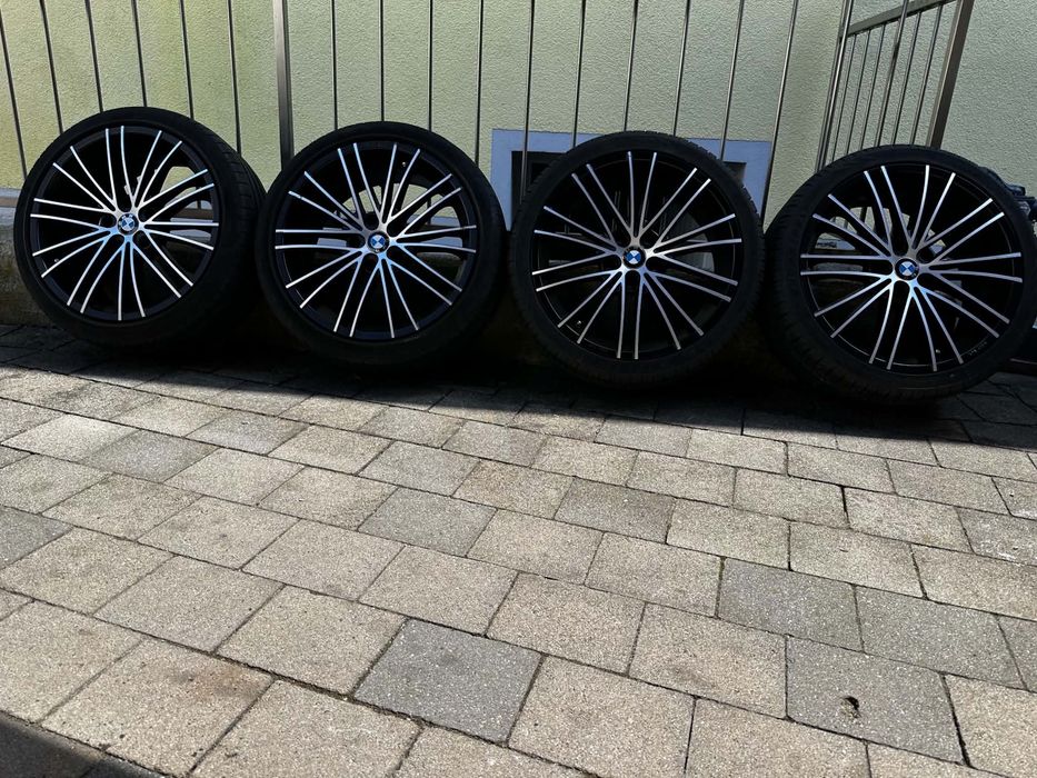 Felgi BMW 8Jx18 5x120 ET20 OC74.1 czujniki powietrza Opony letnie 2x dunlop 225/40/ZR18 DOT4418 2x Goodride 245/35/ZR18 5mm DOT0724 7mm