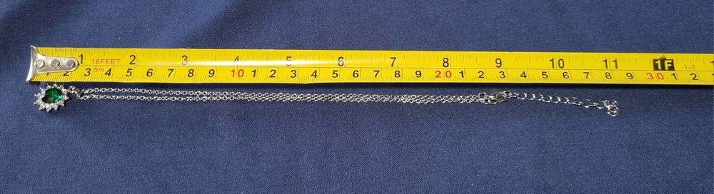 Zestaw biżuterii sztucznej zielonej