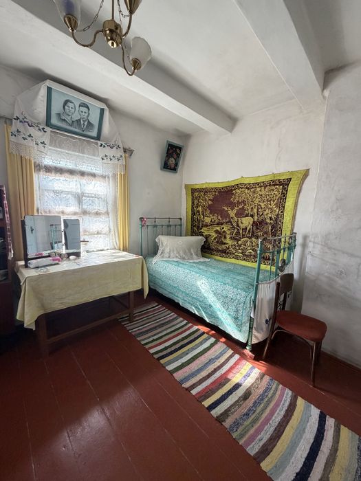 Частина будинку, Коростишів