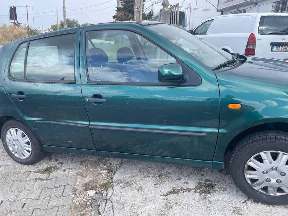 Carro Polo verde 1995