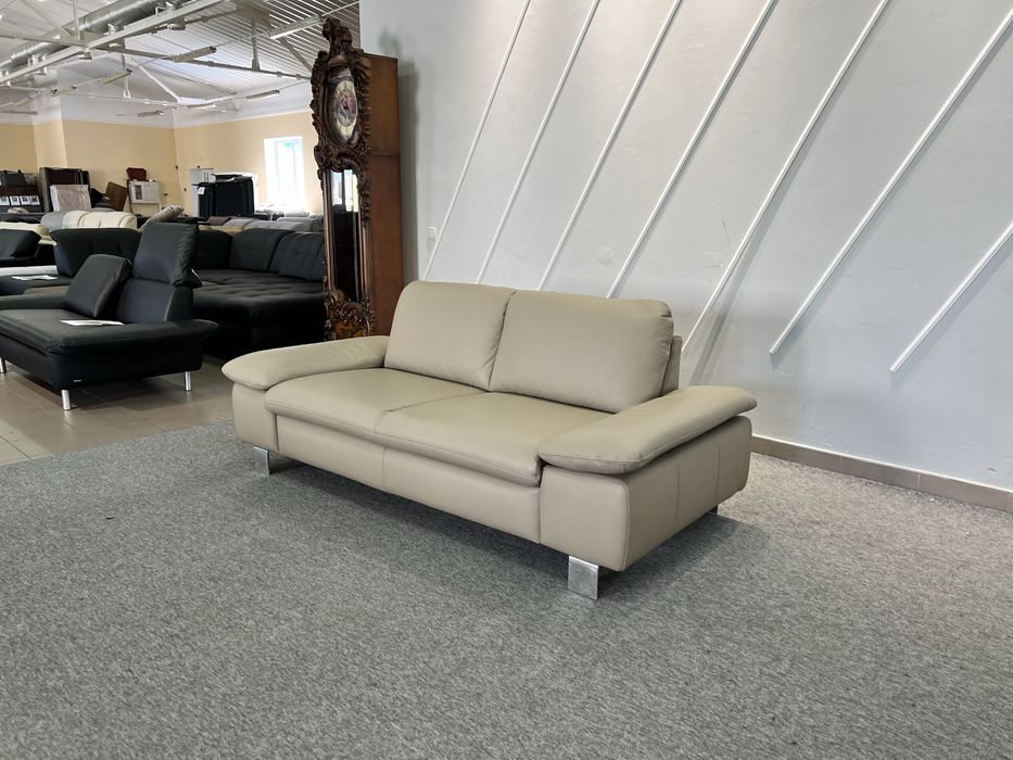 Диван шкіряний бежево світлий