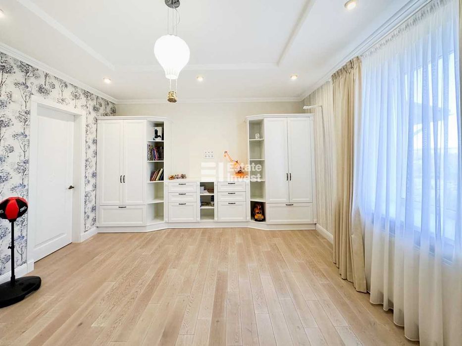 Продам будинок у с. Родичі