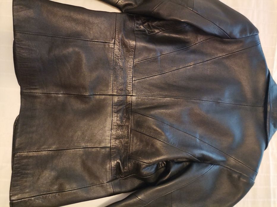 Casaco em Pele preto