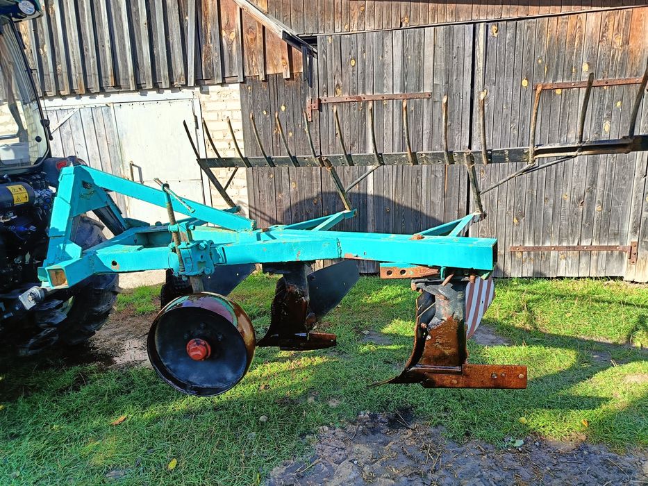 Продам Плуг ПЛН 3-35