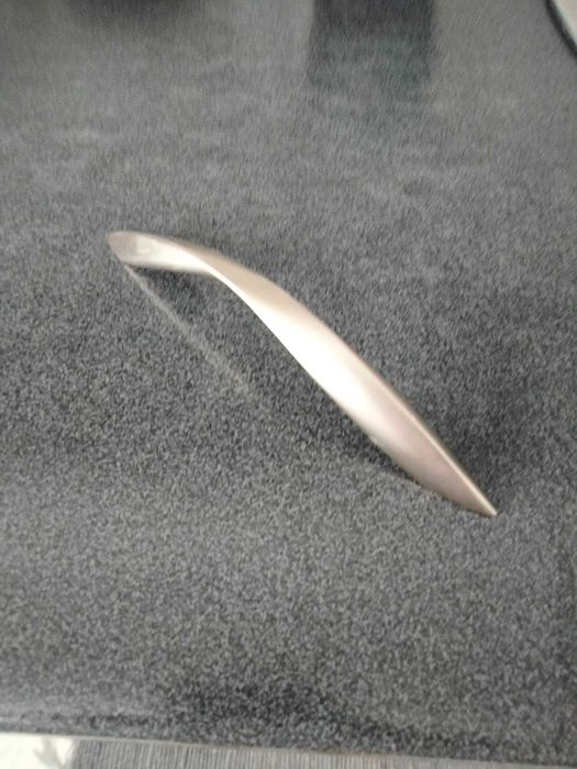 Продаю ручку мебельную