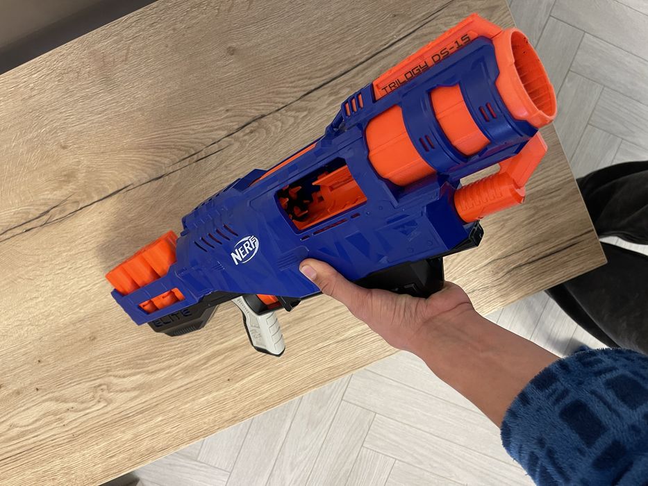 Игрушечный автомат Nerf