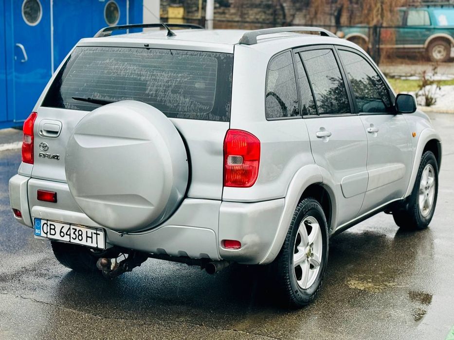Продам авто TOYOTA RAV4 дизель полный привод