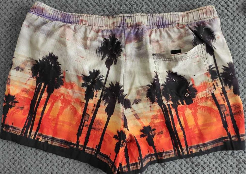 Мужские шорты, отличное качество,размеры М и ХХL