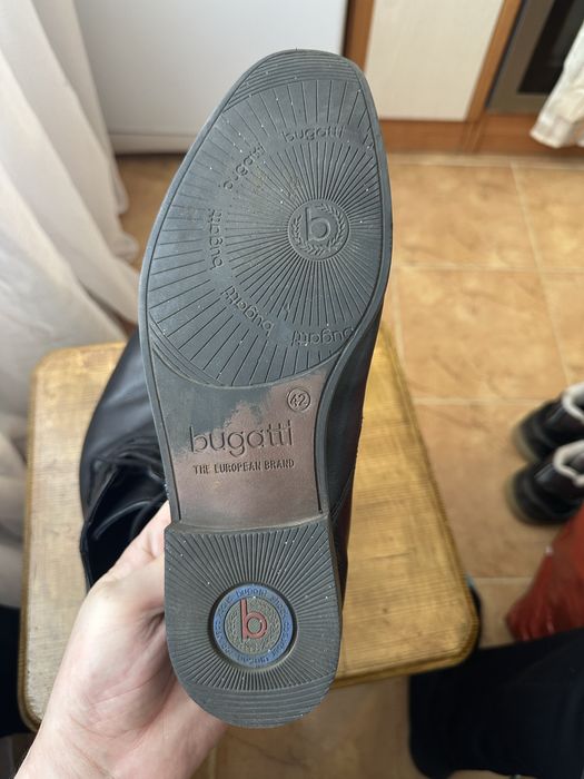 Туфлі чоловічі Bugatti