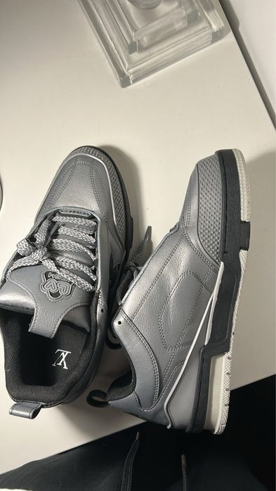 Louis Vuitton Skate nº45